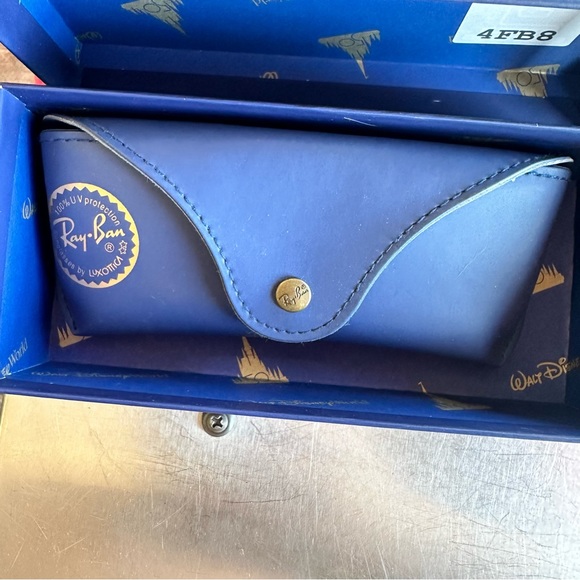 Disney 50 limited edition ray ban aviators main image 5